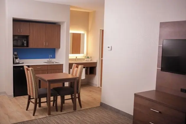 Holiday Inn Express and Suites Logan - Oda