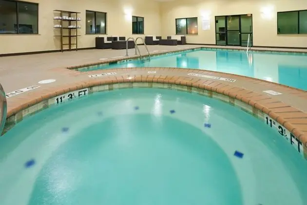 Holiday Inn Express Hotel & Suites Lubbock West - Havuz