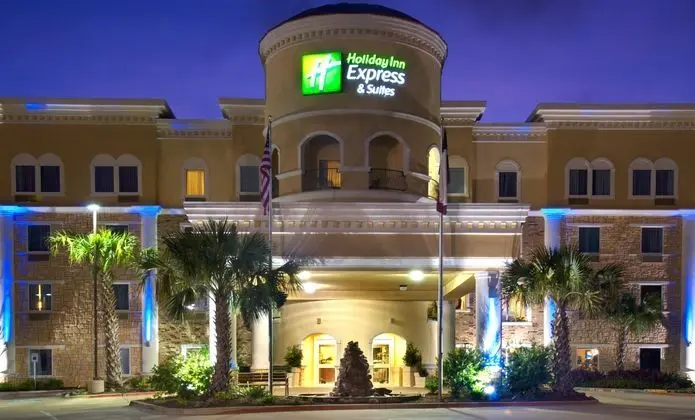 Holiday Inn Express Hotel & Suites Lufkin South