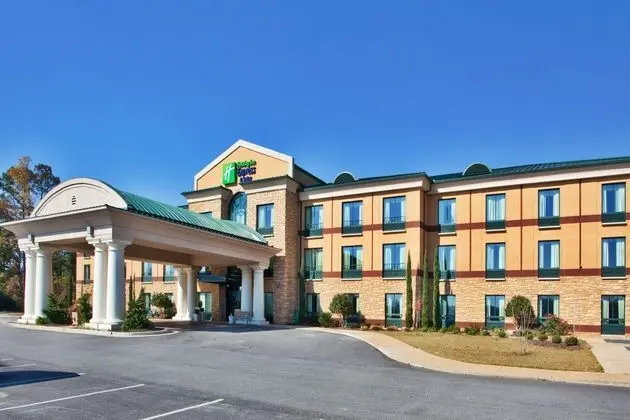 Holiday Inn Express & Suites Macon-West