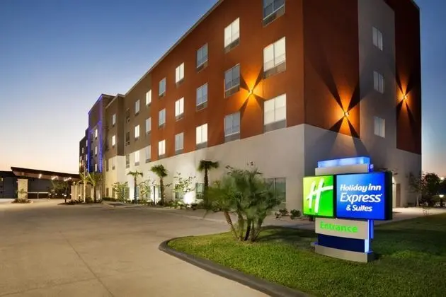Holiday Inn Express and Suites McAllen - Medical C