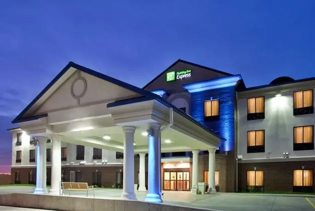 Holiday Inn Express and Suites McPherson