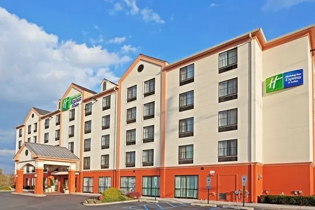 Holiday Inn Express and Suites Meadowlands Area - Dış Mekan