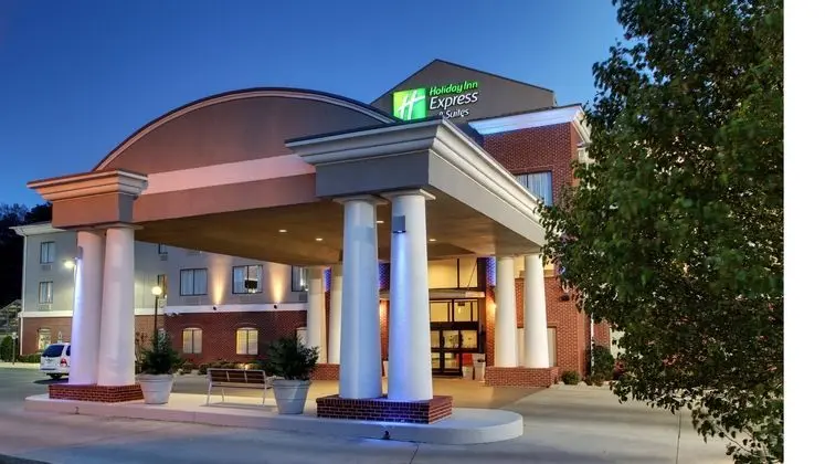Holiday Inn Express and Suites Meridian