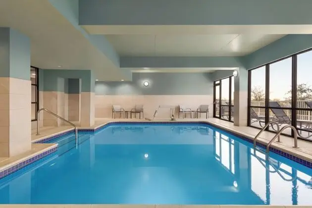 Holiday Inn Express and Suites Mesquite - Havuz