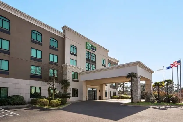 Holiday Inn Express and Suites Mobile West I 10