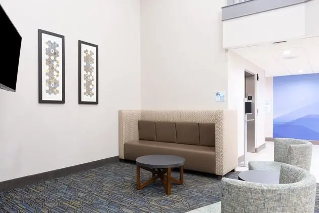 Holiday Inn Express and Suites Morehead City - Dış Mekan