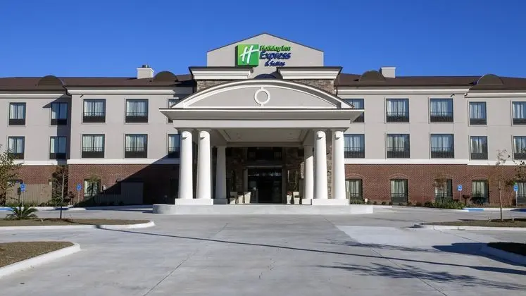Holiday Inn Express and Suites Morgan City Tiger I