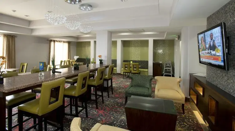 Holiday Inn Express Suites Morrilton