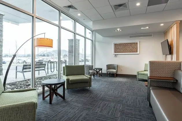 Holiday Inn Express & Suites Moundsville, an IHG Hotel - Dış Mekan