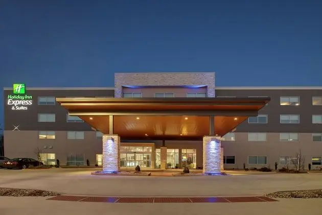HOLIDAY INN EXPRESS AND SUITES MOUNT VERNON - Dış Mekan