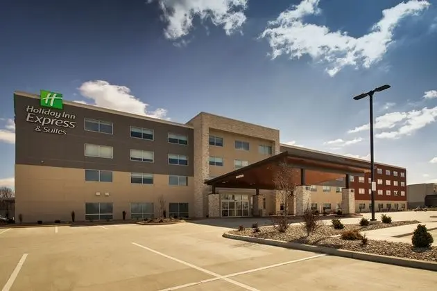 HOLIDAY INN EXPRESS AND SUITES MOUNT VERNON - Öne Çıkan Resim