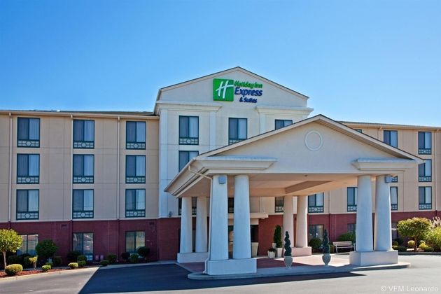 Holiday Inn Express & Suites Murray