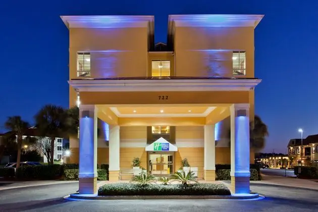 Holiday Inn Express and Suites N. Myrtle Beach Lit