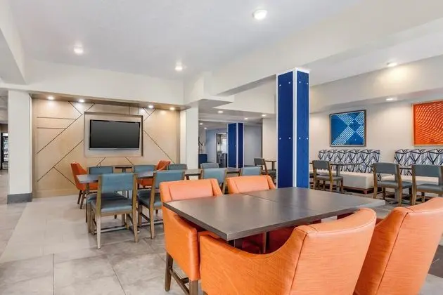 Holiday Inn Express and Suites Nashville Southeast - Dış Mekan