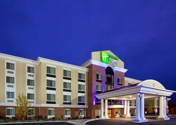 Holiday Inn Express and Suites Niagara Falls