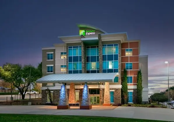 Holiday Inn Express and Suites North Dallas at Pre - Öne Çıkan Resim