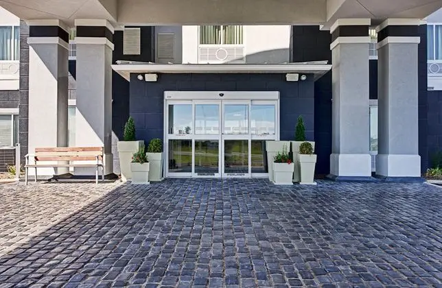Holiday Inn Express and Suites North Fremont