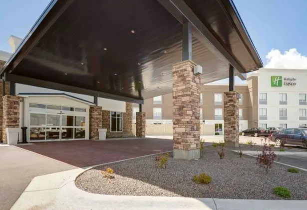 Holiday Inn Express and Suites North Platte