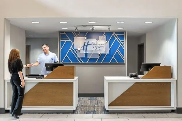 Holiday Inn Express Hotel & Suites North Sequim - Dış Mekan