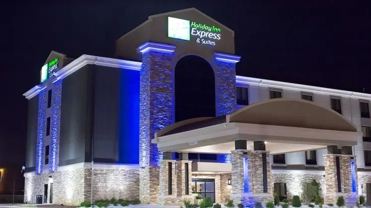 Holiday Inn Express and Suites Oklahoma City South