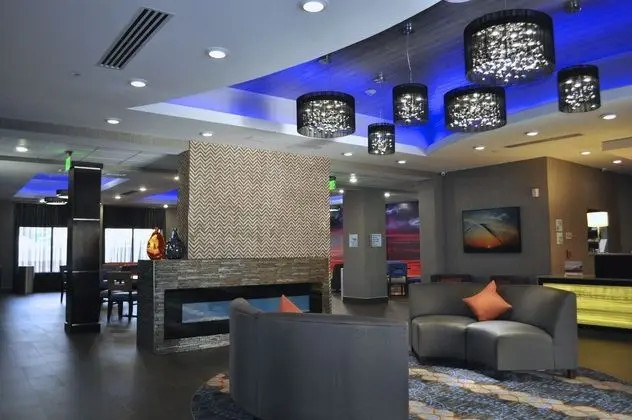 Holiday Inn Express and Suites Oklahoma City South - Dış Mekan