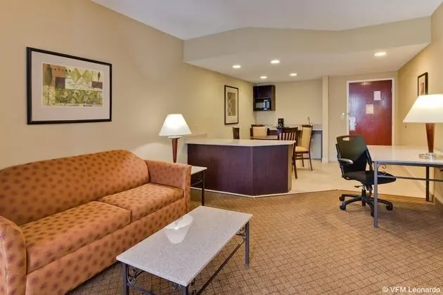Holiday Inn Express Hotel & Suites Oldsmar