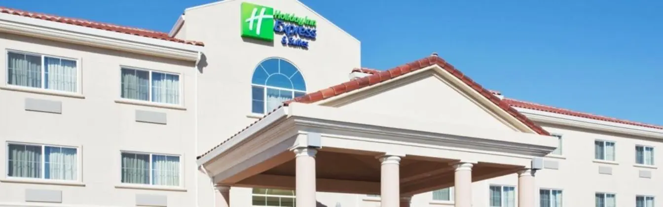 Holiday Inn Express & Suites Oroville Lake by IHG