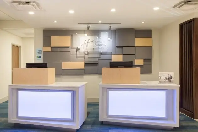 Holiday Inn Express and Suites Owings Mills-Baltim - Dış Mekan