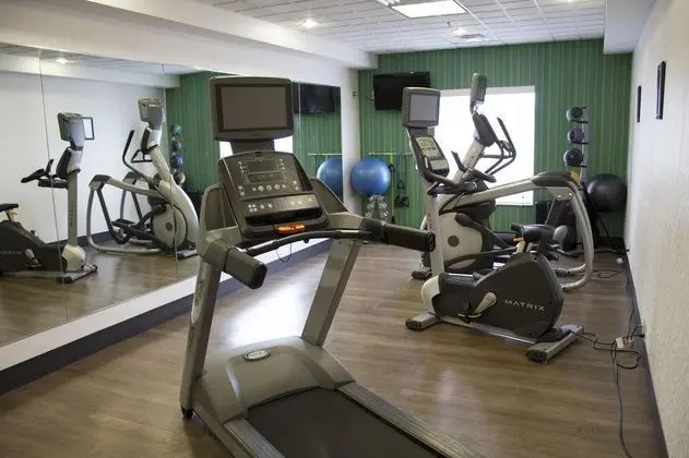 Holiday Inn Express and Suites Parkersburg Mineral - Genel