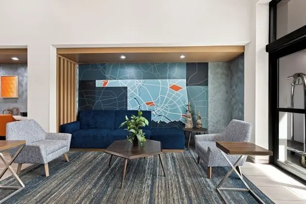 Holiday Inn Express and Suites Perry - Dış Mekan