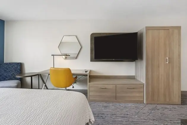 Holiday Inn Express Hotel & Suites Peru - Lasalle - Öne Çıkan Resim