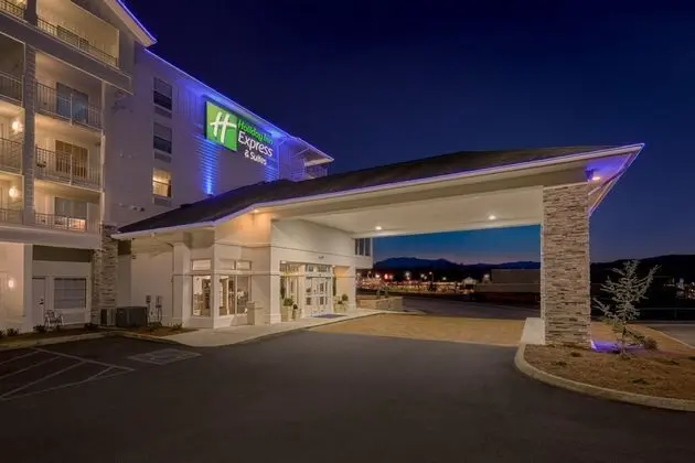Holiday Inn Express and Suites Pigeon Forge Sevier - Dış Mekan