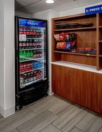 Holiday Inn Express Hotel & Suites Pikeville - Oda