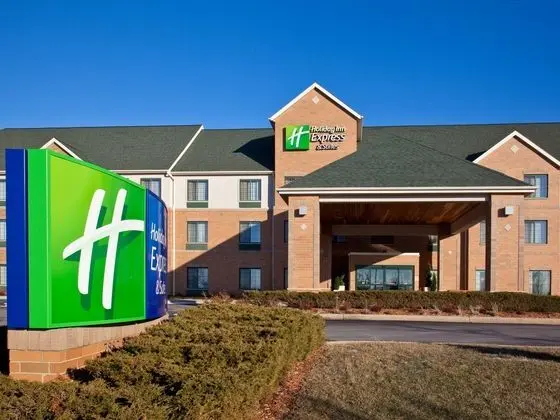 Holiday Inn Express and Suites Pleasant Prairie Ke