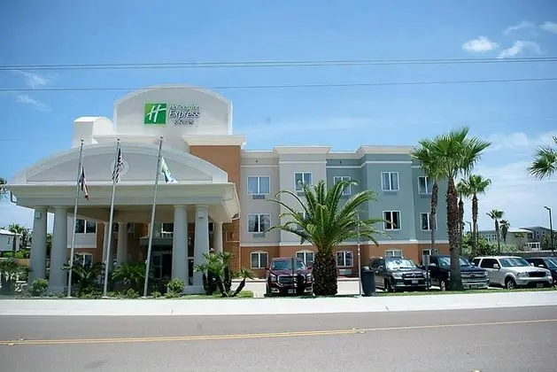 Holiday Inn Express and Suites Port Aransas Beach