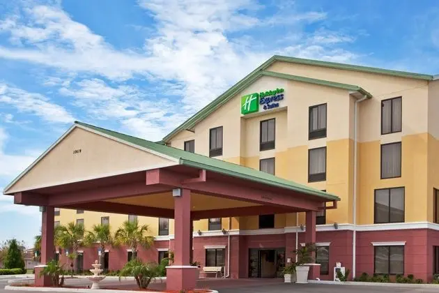Holiday Inn Express and Suites Port Richey