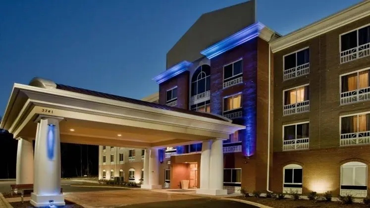 Holiday Inn Express Hotel & Suites Raleigh Sw Nc S - Öne Çıkan Resim
