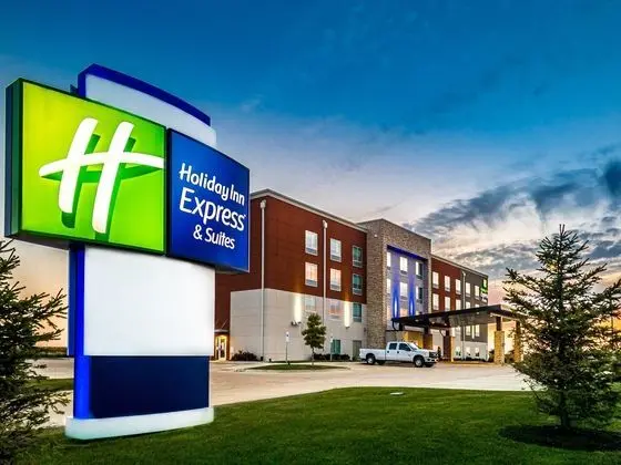 Holiday Inn Express and Suites Rantoul - Dış Mekan