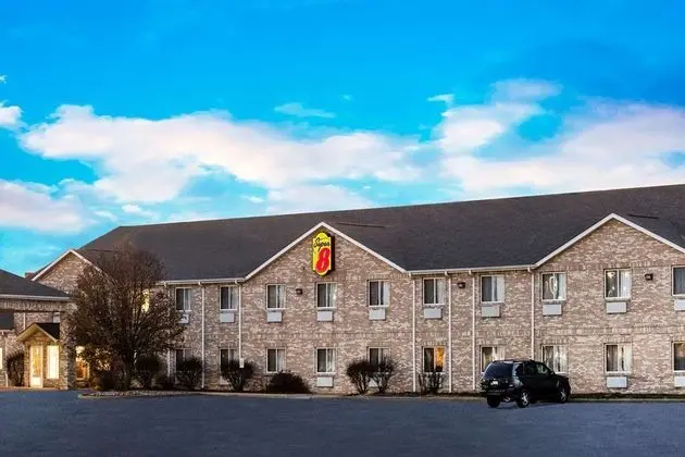 HOLIDAY INN EXPRESS AND SUITES Remington