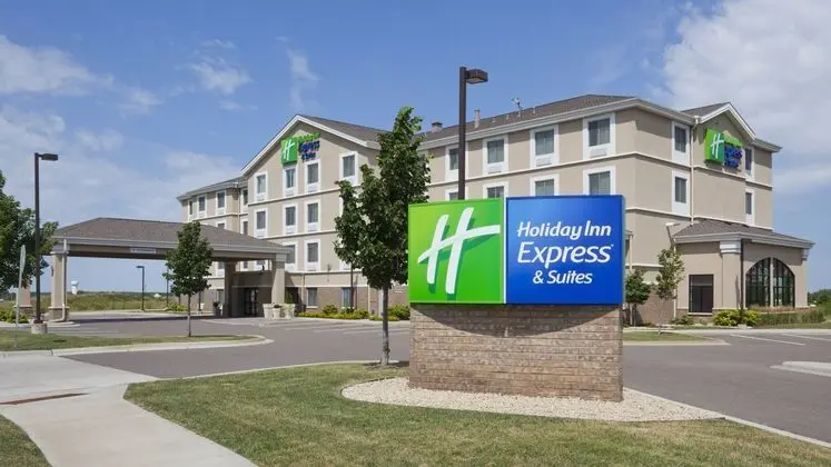 Holiday Inn Express & Suites Rogers - Genel