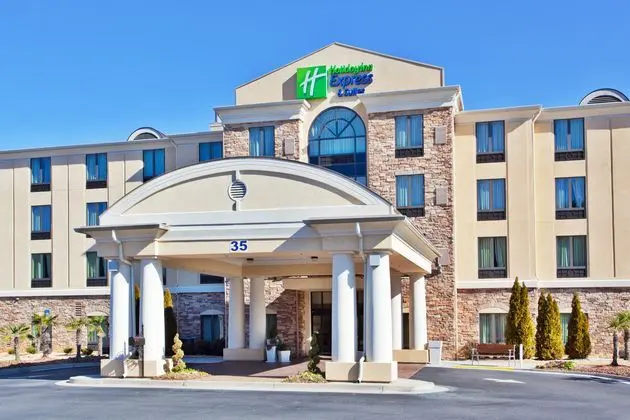 Holiday Inn Express and Suites Rome