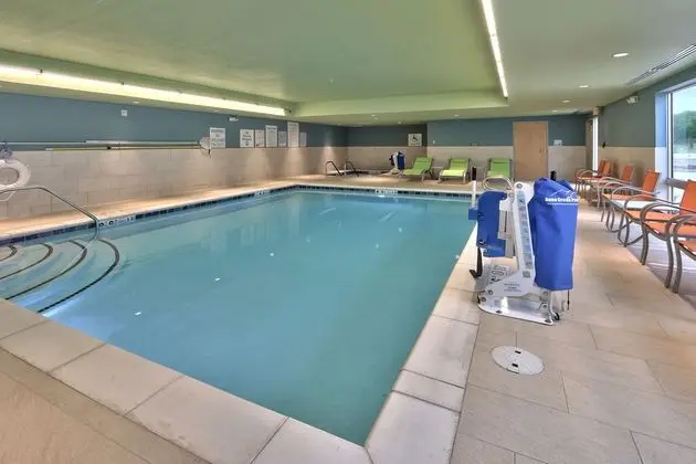 Holiday Inn Express and Suites Roswell - Havuz