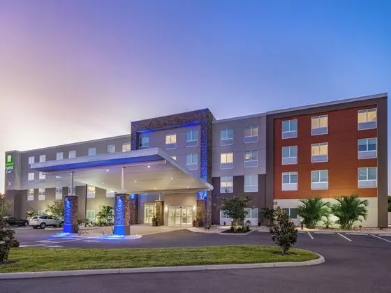 HOLIDAY INN EXPRESS AND SUITES Ruskin - Öne Çıkan Resim