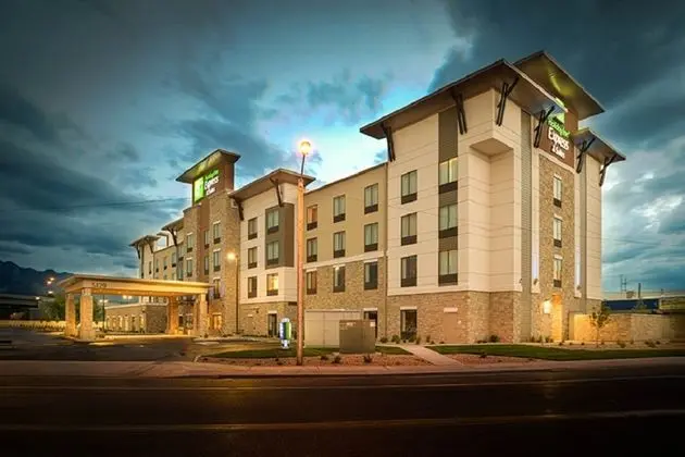 Holiday Inn Express and Suites Salt Lake City Sout
