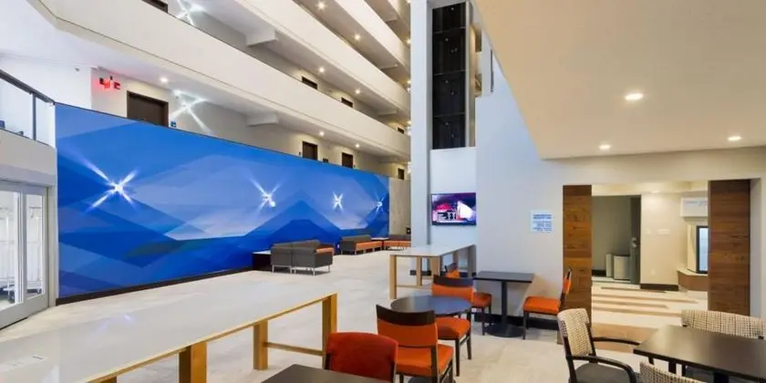 Holiday Inn Express and Suites