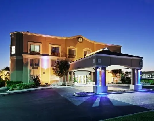 Holiday Inn Express & Suites San Jose Morgan Hill