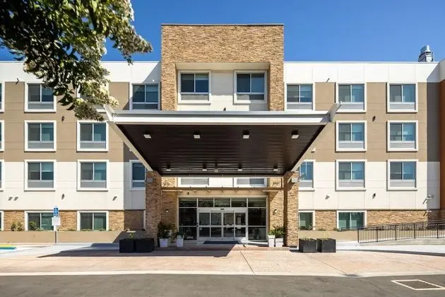 Holiday Inn Express & Suites San Jose Silicon Valley, an IHG Hotel