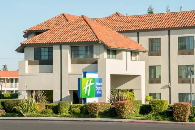 Holiday Inn Express and Suites Santa Clara Silicon