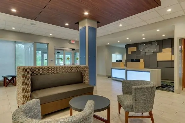 Holiday Inn Express & Suites Saugerties - Hudson Valley, an IHG Hotel - Lobi